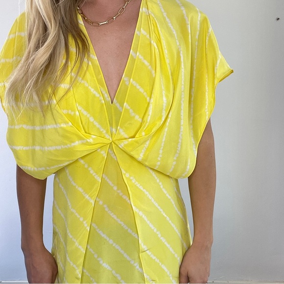 BCBG Yellow And White Striped Tunic Top - Picture 5 of 10